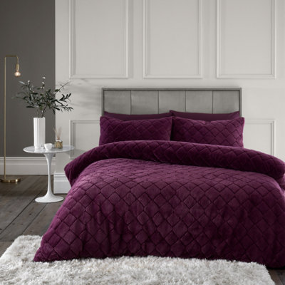 Catherine Lansfield Bedding Cosy Diamond Faux Fur Duvet Cover Set with Pillowcase Plum