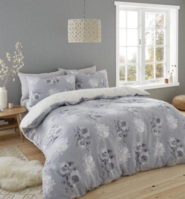 Catherine Lansfield Bedding Cosy Painterly Floral Duvet Cover Set with  Pillowcases Grey