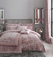 Catherine Lansfield Bedding Crushed Velvet Duvet Cover Set with Pillowcases Blush Pink