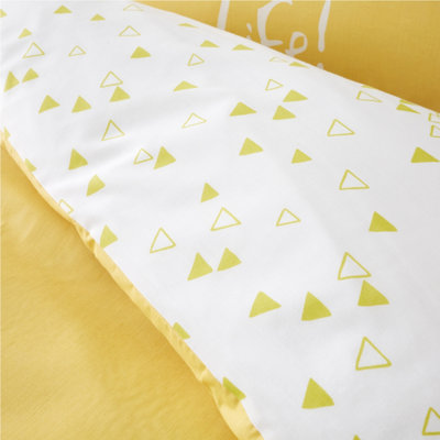 Catherine Lansfield Bedding Giraffe Duvet Cover Set with Pillowcases Yellow