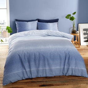 Catherine Lansfield Bedding Graded Stripe Reversible Double Duvet Cover Set with Pillowcases Blue