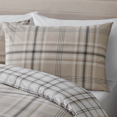 Catherine Lansfield Bedding Kelso Check Duvet Cover Set with Pillowcases Natural