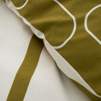 Catherine Lansfield Bedding Linear Curve Geometric Duvet Cover Set with Pillowcases Olive Green