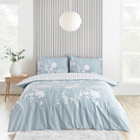Catherine Lansfield Bedding Meadowsweet Floral Duvet Cover Set with Pillowcase Sea spray Blue