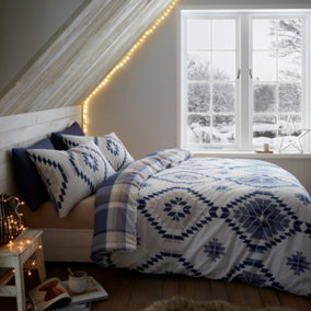 Catherine Lansfield Bedding Navajo King Duvet Cover Set with Pillowcases Blue