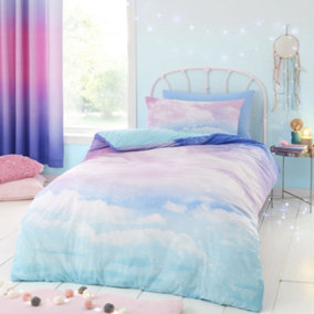 Catherine Lansfield Bedding Ombre Rainbow Clouds Double Duvet Cover Set with Pillowcases Pastel