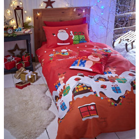 Catherine Lansfield Bedding Santa's Christmas Presents Duvet Cover Set with Pillowcases Red