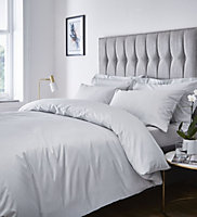 Catherine Lansfield Bedding Satin Stripe 300 Thread Count Duvet Cover Set with Pillowcases Grey