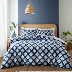 Catherine Lansfield Bedding Shibori Tie Dye Reversible Double Duvet Cover Set with Pillowcases Navy Blue