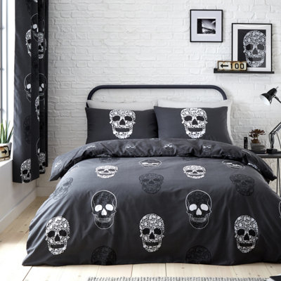 Catherine Lansfield Bedding Skulls Reversible Duvet Cover Set with Pillowcase Grey