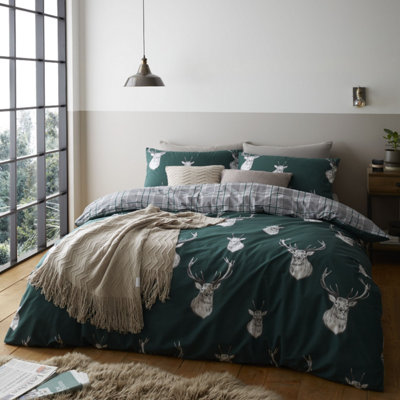 Catherine Lansfield Bedding Stag Check Duvet Cover Set with Pillowcases Green