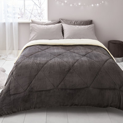 Bedspreads, Velvet & Quilted Bedspreads CATHERINE LANSFIELD