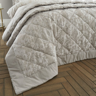 Catherine lansfield best sale bed throw