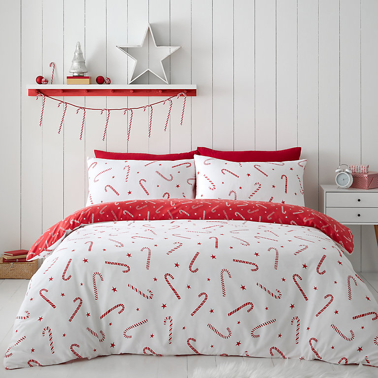 Catherine Lansfield Christmas Candy Cane Reversible Duvet Cover Set Catherine Lansfield Christmas Candy Cane Reversible Duvet Cover Set