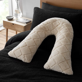 Catherine Lansfield Cosy Diamond Faux Fur V Shaped Sleep Cushion Pillow Natural