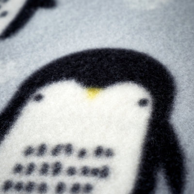 Catherine lansfield outlet penguin fleece bedding