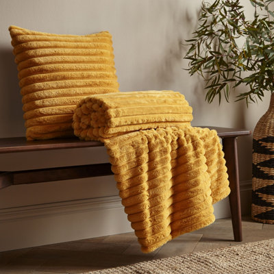 Mustard fur outlet cushion