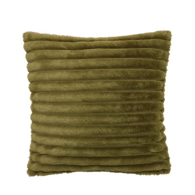 Green fur outlet cushions