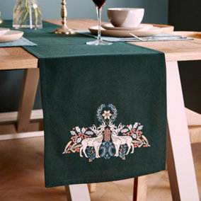 Catherine Lansfield Dining Majestic Stag Cotton Table Runner Green