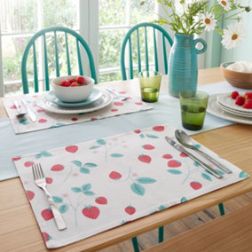 Catherine Lansfield Dining Strawberry Garden 30x46cm Placemat Pack of 4 Cream/ Red