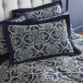 Catherine Lansfield Flock Trellis 50x75cm + border Pack of 2 Pillow cases with envelope closure Navy Blue