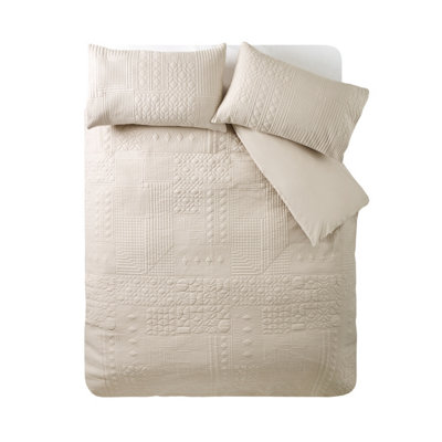 Catherine Lansfield Folkstone Geo Double Duvet Cover Set with Pillowcases Natural