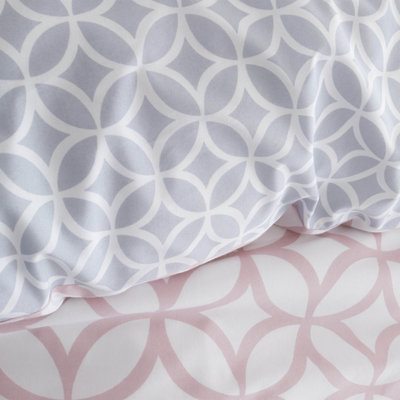 Catherine Lansfield Geo Trellis King Duvet Cover Set with Pillowcases Pink