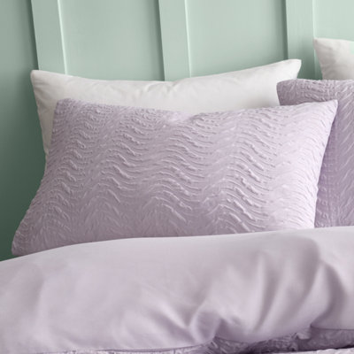 Catherine Lansfield Heatset Wave King Duvet Cover Set with Pillowcases Lilac