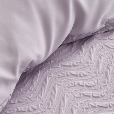 Catherine Lansfield Heatset Wave King Duvet Cover Set with Pillowcases Lilac