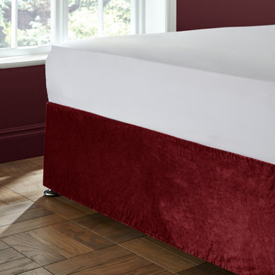 Catherine Lansfield Kingsley Matt Velvet Elasticated Divan Base Wrap Raspberry