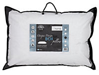 Catherine Lansfield Luxury Box Pillow