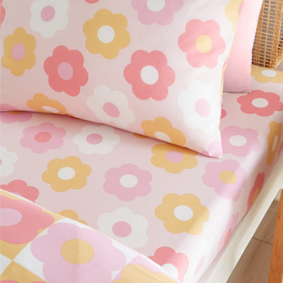 Catherine Lansfield Retro Daisy Fitted Sheet Pink