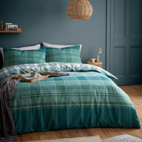 Catherine Lansfield Roxburgh Kelso Double Duvet Cover Set with Pillowcases Green