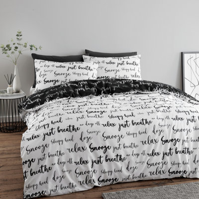 Catherine Lansfield Script King Duvet Cover Set with Pillowcases Black White