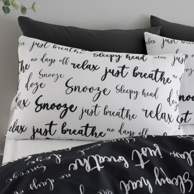 Catherine Lansfield Script King Duvet Cover Set with Pillowcases Black White
