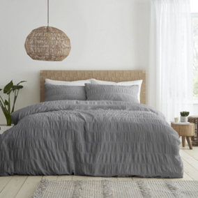Catherine Lansfield Seersucker Embellished Double Duvet Cover Set with Pillowcases Grey