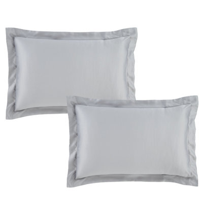 Catherine Lansfield Silky Soft Satin Oxford 50x75cm + border Pack of 2 Pillow cases with envelope closure Silver Grey