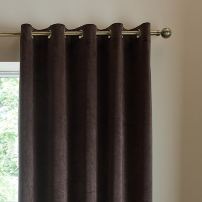 Catherine Lansfield Super Thermal Blackout Matt Velour 46x54 Inch Eyelet Curtains Two Panels Chocolate