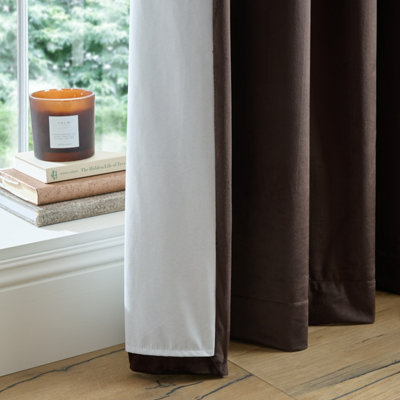 Catherine Lansfield Super Thermal Blackout Matt Velour 46x54 Inch Eyelet Curtains Two Panels Chocolate