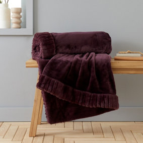 Catherine Lansfield Velvet and Faux Fur 150x200cm Blanket Throw Plum