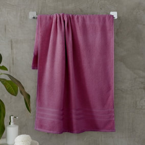Catherine Lansfield Zero Twist Cotton Bath Towel Raspberry