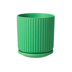 Ceramic Ridged Design Plant Pot With Saucer. Green - H17.5 cm