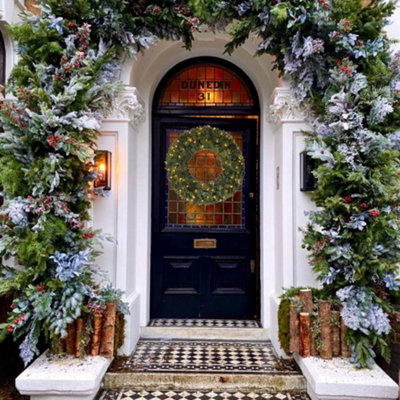 CGC 70cm Large Luxury Green Pre Lit LED Christmas Xmas Wreath Outdoor Indoor