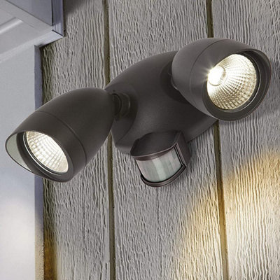 CGC Black Security Adjustable Outdoor Outside Wall Light Garden LED Floodlight With Motion Sensor