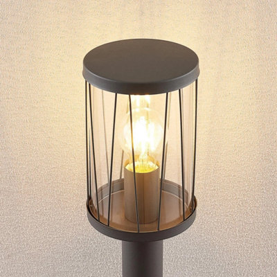 CGC Dark Grey Diagonal Pattern Tall Post Pathway Light
