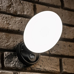 CGC EZRA Slim Round Black LED Outdoor Wall Light with PIR Motion Sensor 10W
