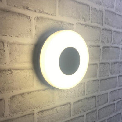 CGC Outdoor Wall Light Security LED Mains Power Round