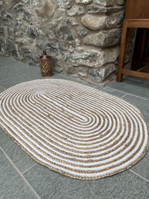 CHAKKAR PALE Stripe Oval Jute Beige Hall Rug / 75 cm x 120 cm