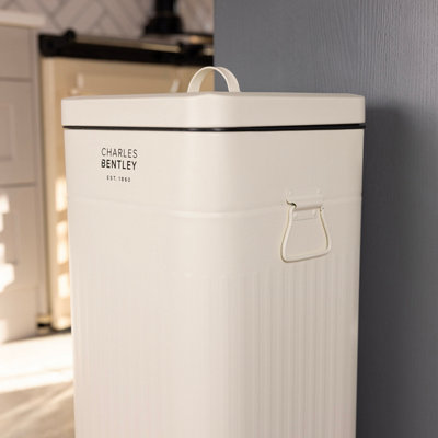 Charles Bentley 30L Steel Square Retro Kitchen Pedal Waste Bin Cream - 3