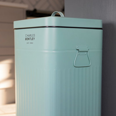 Charles Bentley 30L Steel Square Retro Kitchen Pedal Waste Bin Heritage Green - 3